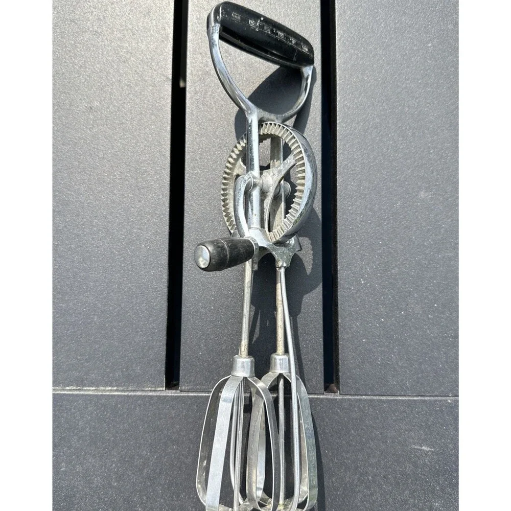 Vintage EKCO Best Egg Beater Hand Mixer Stainless Steel Made In U.S.A.